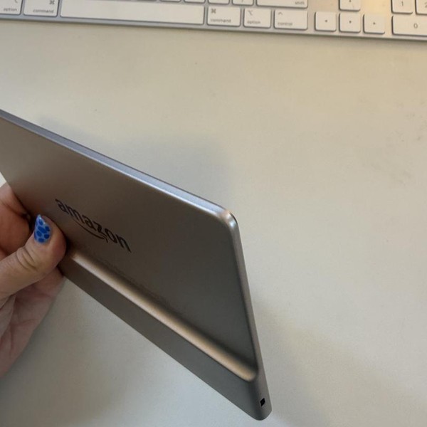 Amazon Kindle Oasis 9th Gen - Wi-Fi, 32 GB, Gold