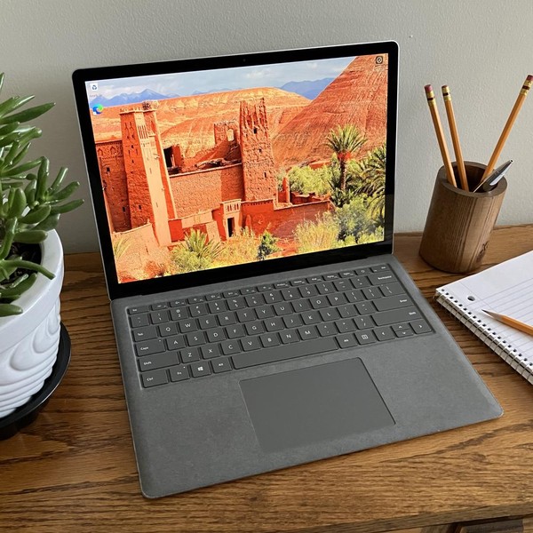 Microsoft Surface Laptop 4 - Ryzen 5, Platinum, 256 GB, 8 GB, 13.5 inch