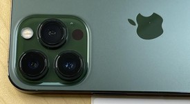 Mint
													Apple iPhone 13 Pro - Unlocked, Green, 128 GB, A2483, photo 5 of 6