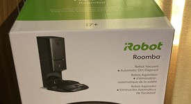 New
													iRobot Roomba i7 Plus, photo 3 of 5