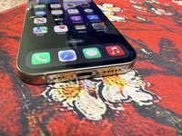 Apple iPhone 16 Pro