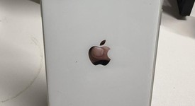 Good
													Apple iPhone 11 - Verizon, White, 64 GB, A2111, photo 3 of 7