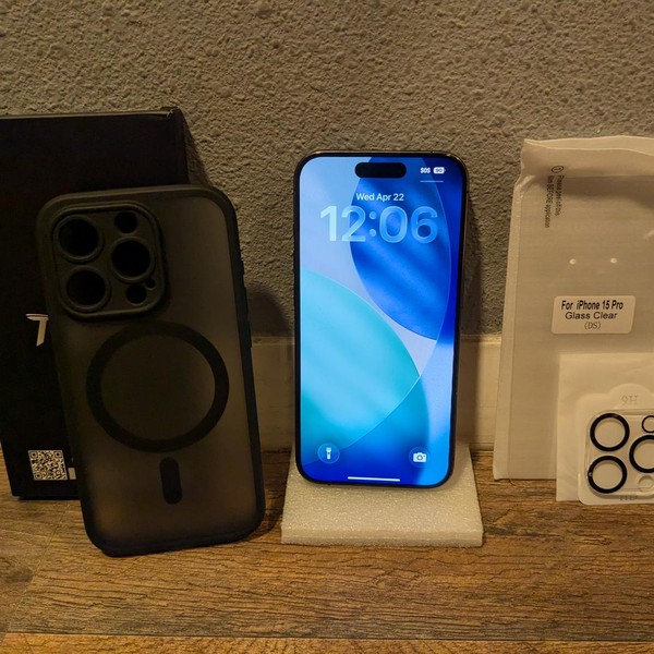 Apple iPhone 15 Pro - Unlocked, 256 GB, Blue, A2848