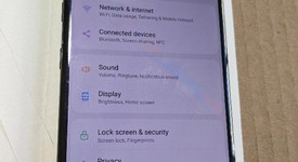 Good
													LG V40 ThinQ - Verizon, Black, LM-V405UA, photo 2 of 11