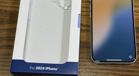 Good
													Apple iPhone 16 - Verizon, White, 128 GB, A3081, photo 1 of 7