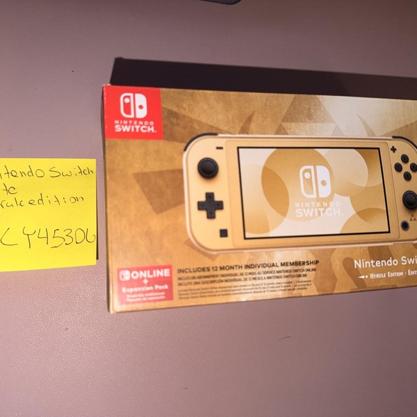 Nintendo Switch Lite - Gold, Hyrule Edition