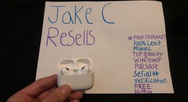 Used
													Apple AirPods 2nd Gen - Wireless Case, photo 2 of 8