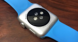 Good
													Apple Watch 1st Gen 42mm - Silver, 8 GB, A1554, Sport, photo 2 of 4