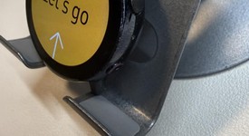 Fair
													Samsung Galaxy Watch Active2 40mm - Unlocked, Black, Stainless Steel, photo 2 of 7