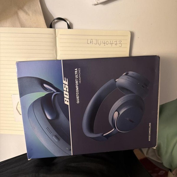 Bose QuietComfort Headphones - Blue