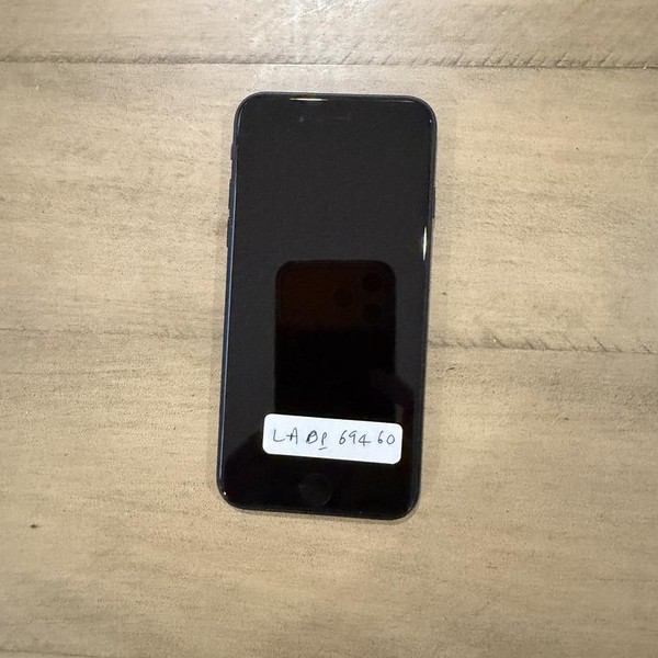 Apple iPhone SE 3rd Gen 2022 - Unlocked, 64 GB, Midnight, A2595