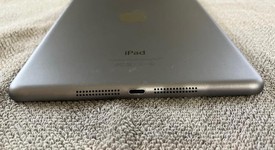 Mint
													Apple iPad Mini 2 Retina - Wi-Fi, Black, 16 GB, photo 3 of 9