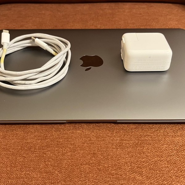 MacBook Air 2020 - 13 inch - 512 GB, Gray, 16 GB, Intel Core i5