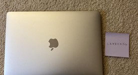 Good
													MacBook Pro 2018 (With Touch Bar) - 13" - I5, Silver, 256 GB, 8 GB, photo 3 of 19