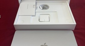 Good
													MacBook Air 2024 (M3) - 13" - Apple M3, Silver, 256 GB, 8 GB, 8-core GPU, photo 3 of 8