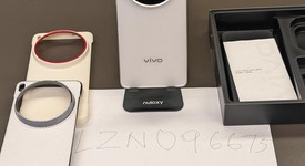 Mint
													Vivo X200 Ultra - Unlocked Non-US, Silver, 1 TB, 16 GB, photo 2 of 15