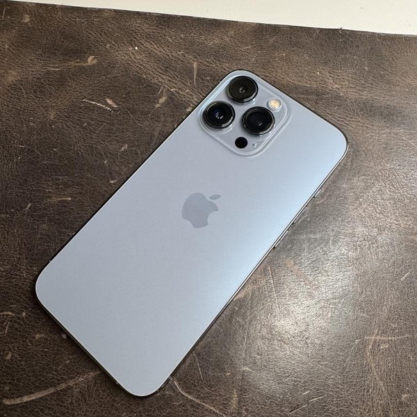 Apple iPhone 13 Pro - Unlocked, 128 GB, Sierra Blue, A2483