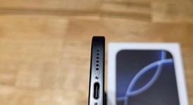 Mint
													Apple iPhone 16 Pro Max - Unlocked, Black, 256 GB, A3084, photo 1 of 9