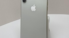Good
													Apple iPhone Xs Max - Unlocked, Silver, 64 GB, A1921, photo 3 of 5