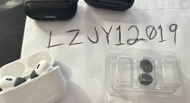 Used
													Apple AirPods Pro 2nd Gen - USB-C, photo 4 of 4