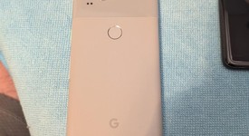 Good
													Google Pixel 2 - Unlocked, Black, 64 GB, Google Edition, photo 1 of 4