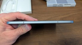 Mint
													Google Pixel 10 Pro Fold - Unlocked, Moonstone, 256 GB, GU0NP, photo 4 of 12