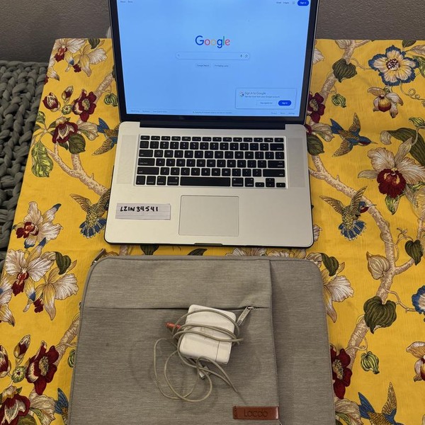 MacBook Pro 2015 (Retina) - 15 inch - 512 GB, Silver, 16 GB