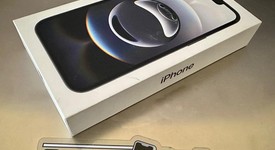 Mint
													Apple iPhone 16e - Boost, Black, 128 GB, A3212, photo 4 of 7