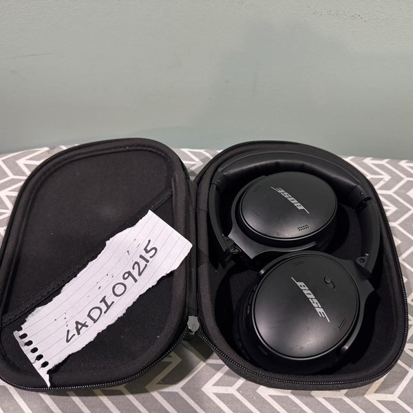 Bose QuietComfort 45 - Black