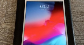 Mint
													Apple iPad Pro 10.5" - Wi-Fi, Silver, 256 GB, photo 3 of 8