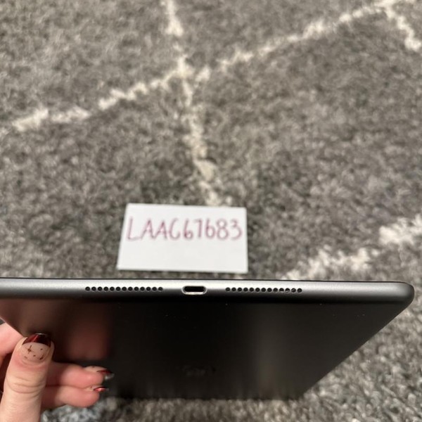 Apple iPad 9th Gen - Wi-Fi, 256 GB, Gray, A2602