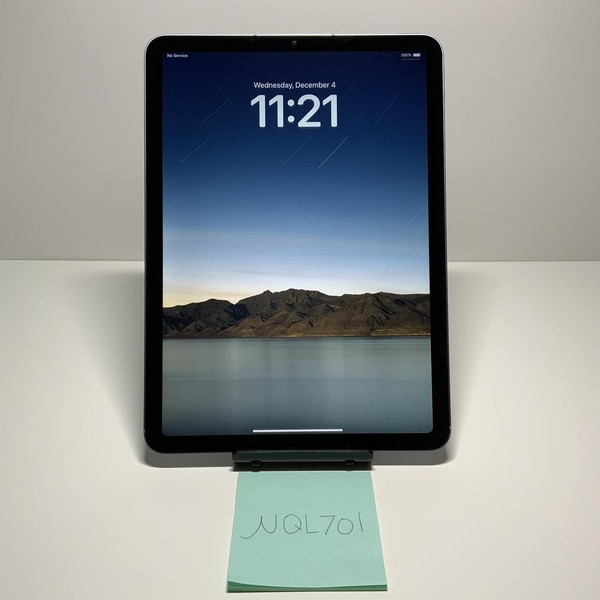 Apple iPad Air 5th Gen - Unlocked, 256 GB, Purple, A2589