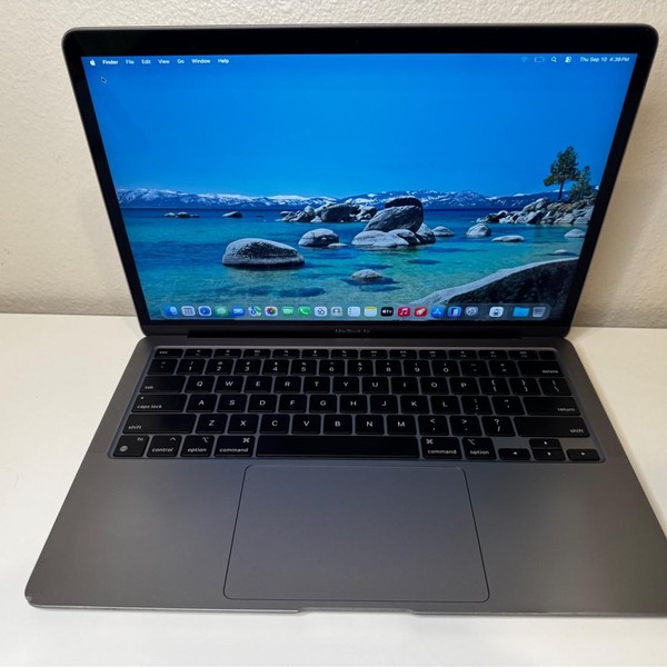 MacBook Air 2020 - 13 inch - 256 GB, Gray, 8 GB, Apple M1