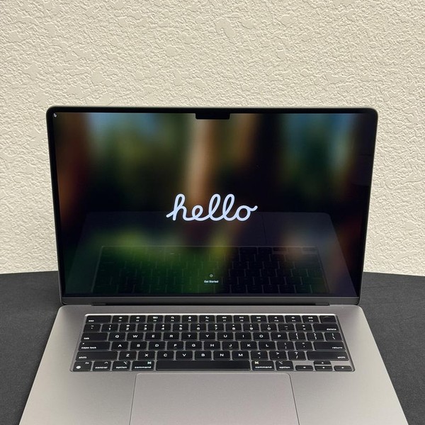 MacBook Air 2023 (M2) - 15 inch - 256 GB, Gray, 8 GB, Apple M2