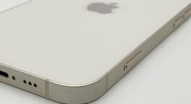 Good
													Apple iPhone 13 - Unlocked, Starlight, 128 GB, A2482, photo 5 of 7