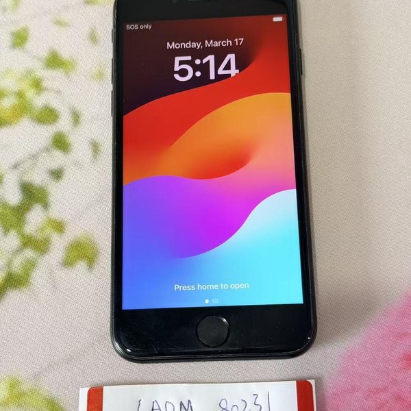 Apple iPhone SE 2nd Gen 2020 - Unlocked, 128 GB, Black, A2275