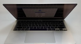 Fair
													MacBook Air 2020 - 13" - Apple M1, Silver, 256 GB, 8 GB, photo 1 of 4