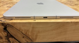 Good
													Apple iPad 11th Gen - Unlocked, Silver, 128 GB, A3355, photo 4 of 6