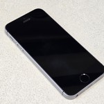 Good Apple iPhone SE 1st Gen 2016 - AT&T, 32 GB, Grey, A1662, Prepaid