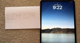 Good
													Apple iPad Pro 12.9" 3rd Gen 2018 - Unlocked, Gray, 256 GB, A2014, photo 2 of 6