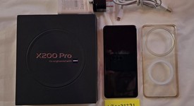 Mint
													Vivo X200 Pro - Unlocked Non-US, Titanium, 512 GB, 16 GB, photo 1 of 8