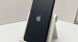 Fair
													Apple iPhone SE 3rd Gen 2022 - Unlocked, Midnight, 256 GB, A2595, photo 3 of 8