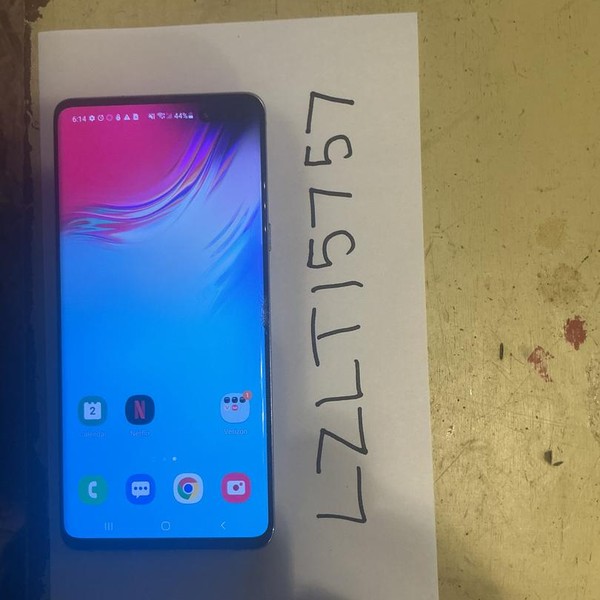 Samsung Galaxy S10 5G - Verizon, 512 GB, Silver, 8 GB, SM-G977U