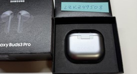 Used
													Samsung Galaxy Buds3 Pro - Silver, photo 2 of 10