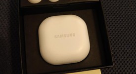 Used
													Samsung Galaxy Buds2 Pro - White, SM-R510, photo 2 of 3