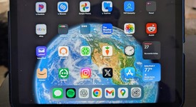 Mint
													Apple iPad 10th Gen - Wi-Fi, Blue, 64 GB, A2696, photo 2 of 13