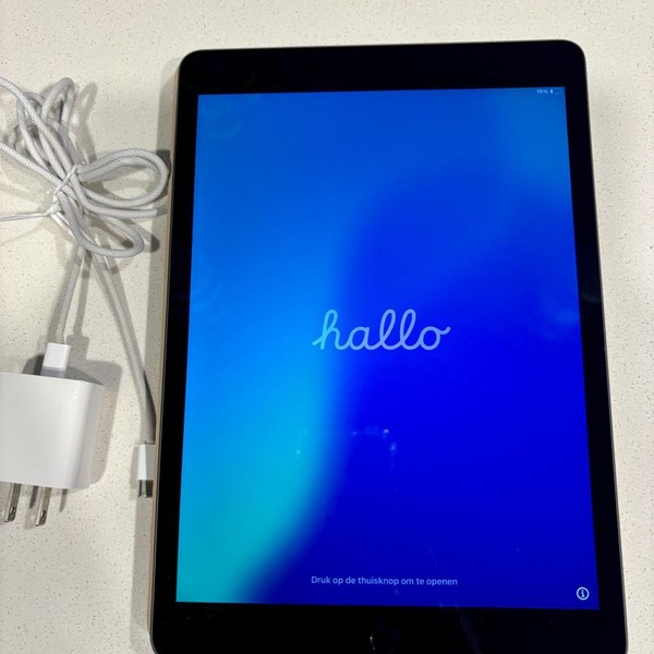 Apple iPad 9th Gen - Wi-Fi, 64 GB, Gray, A2602