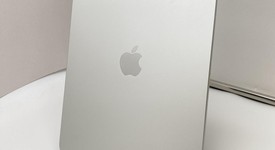 Good
													Apple iPad 11th Gen - Unlocked, Silver, 128 GB, A3355, photo 3 of 5