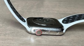 Good
													Apple Watch Series 7 45mm - Unlocked, Silver, A2477 - Cellular, Stainless, photo 2 of 10