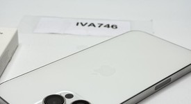 Good
													Apple iPhone 13 Pro Max - Unlocked, Silver, 128 GB, A2484, photo 3 of 4